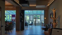Hotel Dein Franz - Bistro, Kaffeebar & Outdoor-Lounge - - parking