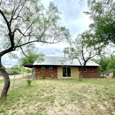 Hidden Gem on the Crystal clear water of the Nueces River