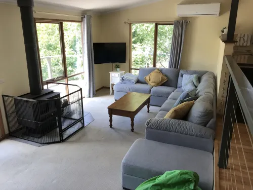 Cosy 3 bedroom house at the base of Mount Buller - Wifi