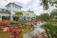 Modern Private 2 BR 1 BA and Kitchen Near the Beach - Boutique