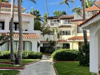 Beach Villa • Steps to Bavaro Beach • Ocean-View Rooftop • 2Br/2BA • Los Corales -  Holiday Villas
