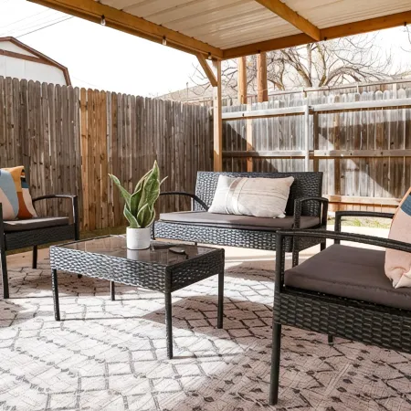 Diego's Retreat-Charming 2BR Home Near I-20