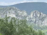 gaze at Seneca Rocks from living room sofa Hotels in Pendleton County