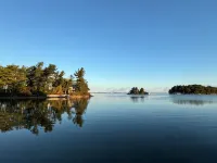 私人島嶼鄉村別墅-壯觀日落-主航道景觀 & 避風海灣! - 鄉村度假屋