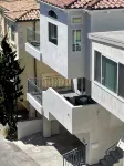 New ocean front duplex, walk to dining, shops & entertainment.