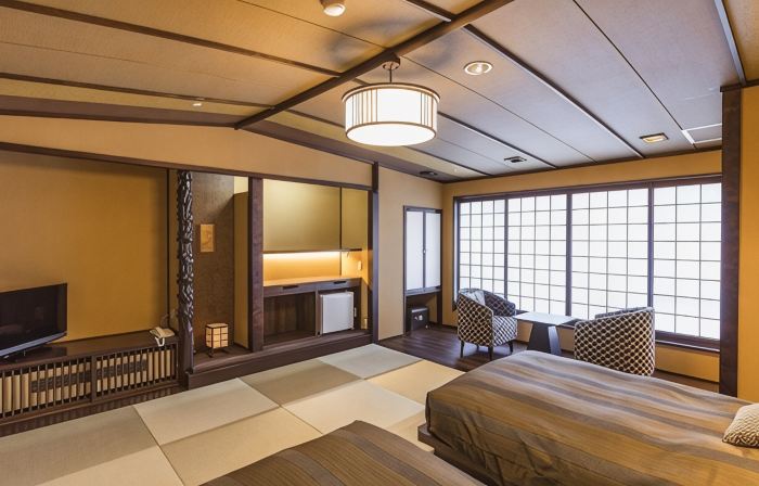 Tsuta Onsen Ryokan