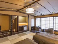 Tsuta Onsen Ryokan Hotels near Sakayu Onsen