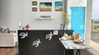 Coastal Bay Dungun Staycation - ビーチサイド