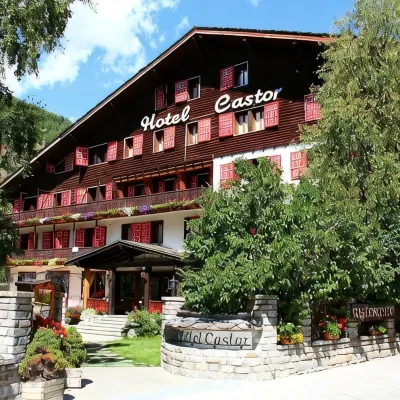 Hotel Castor Отели рядом с достопримечательностью «Гондола Шамполюк – Крест»