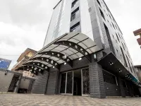 Ikeja Airport View Hotels near Murtala Muhammed Intl Airport