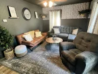 Newly remodeled luxury first floor apartment. Minutes away from SUNY Potsdam! Hotels in Potsdam