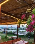 Bu Bungalow Hotel