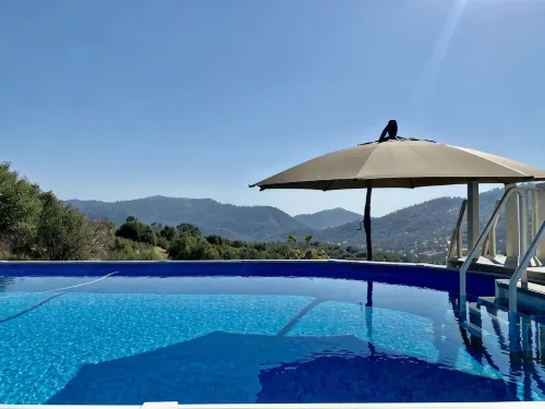 Ahwahnee Hilltop Getaway - large modern home with amazing views - 4-Star