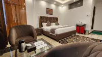 Azizia Inn