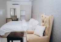 The Richgate Hotel- Ibadan - شرفة