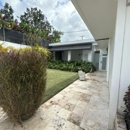 Keep it simple at this peaceful and centrally located place.
