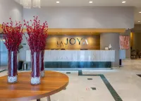 La Joya Hotel