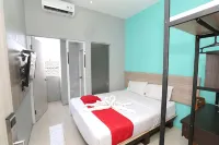 OYO Flagship 2124 Kars Inn Semarang