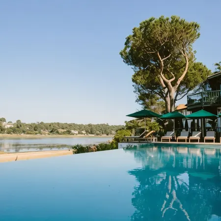 Hôtel les Hortensias du Lac