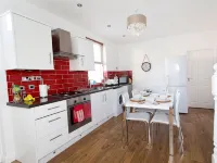 Luxurious Serviced Apartments - Condos