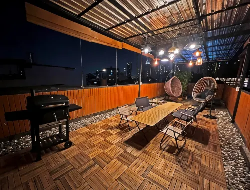 4BR House with Beautiful Rooftop near BTS Ekkamai - Villas