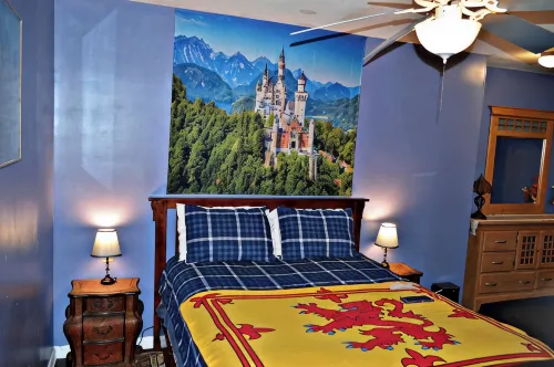The Lionheart Inn - Charming Private 1 Bedroom 1 Bath Apartment Downtown Helen