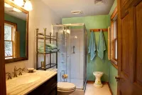 Charming 1-bedroom cottage with WiFi and AC in Saugerties - 3-Star