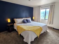 2 Bedroom/2 Bath Condo with Full Kitchen in the Heart of the Black Hills. Hotels in Lead