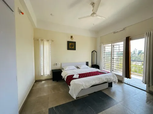 Western Ghats Holiday Homes - Rooftop Pools