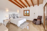 Villa, Country House, Chalet, with Private Swimming Pool in Pollensa, Mallorca - Homestays