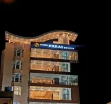 Paras Heights - 4 ดาว
