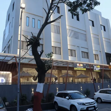 Hotel Govind Regency