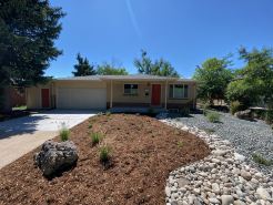 Pet friendly apartment in thriving Arvada