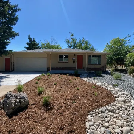 Pet friendly apartment in thriving Arvada
