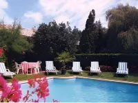 Hostellerie Sarrasine, Mâcon Est - Teritoria - Pools