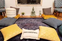 MASSiVE Bohemian Oasis in Philly 5 BdrmSleeps 12 - บังกะโล