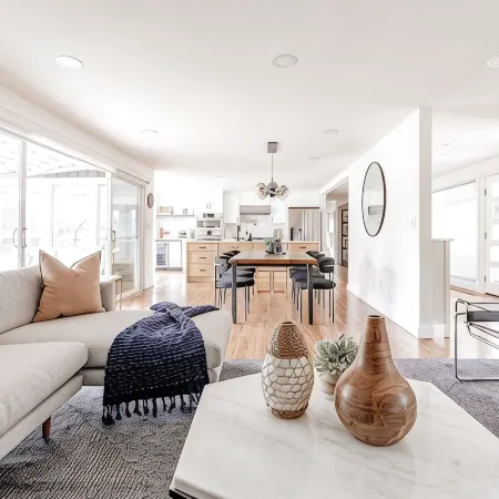 Zen 7-BR Paradise w/ Lake Views and Grape Garden