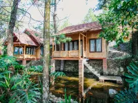 Bukit Alamanda Resort Hotels near Rumah Makan Cibiuk