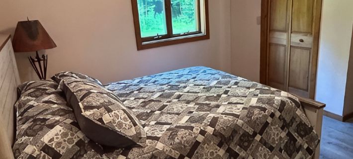 Peaceful retreat in the heart of the Adirondacks. Hotels in Chestertown