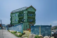 Ulsan Bluebird Pension