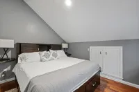 Peaceful Retreat with Stunning Mountain Views for Unforgettable Memories - 4-Star
