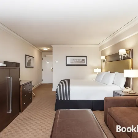 Sandman Signature Vancouver Airport Hotel & Resort