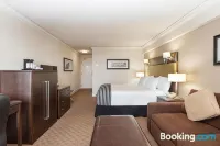Sandman Signature Vancouver Airport Hotel & Resort - Boutique