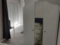 Studio type T2, hypercentre, furnished with air conditioning and parking Hotels in Gramat