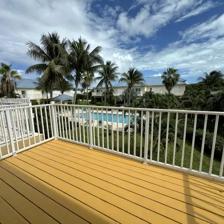 Located in the heart of Grace Bay and minutes away from the Grace Bay Beach.
