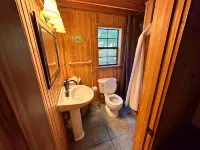 A Still Point Cabin and HOT TUB!