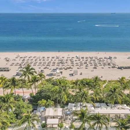 Fontainebleau III Sorrento OceanView Suite Free Valet & Spa Pass No Resort Fees!