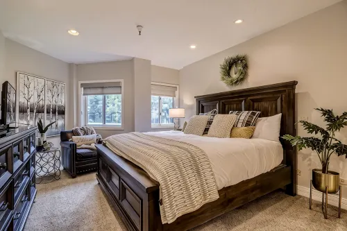 Summer Favorite_Peak 9_Main St 2 Blks - Village at Breck Resort_Hot Tubs, Pool+ - breakfast