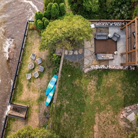 The Gales on Lake Superior I Stunning Lakeshore & Views I by Relax Open Air