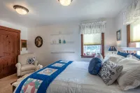 Seascape Villa - Oceanfront panoramic view - Hot tub - 4-Star